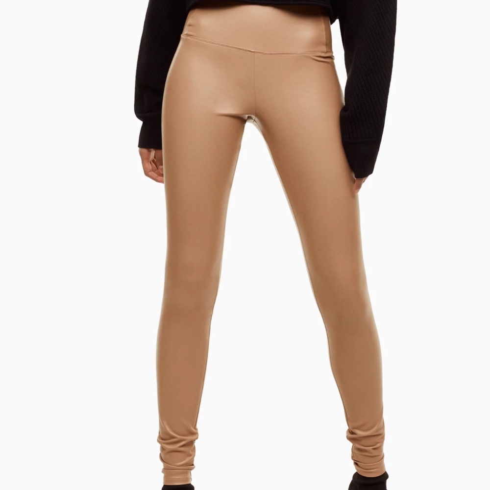 BLACK Wilfred Free leggings